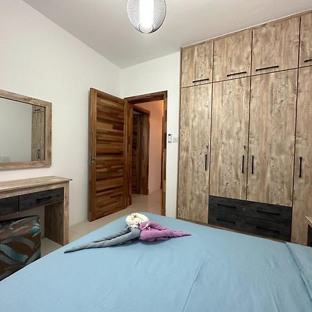 Seasand-Entire Luxury 3 Bd Condo - Close To Beach Flic en Flac Exterior foto