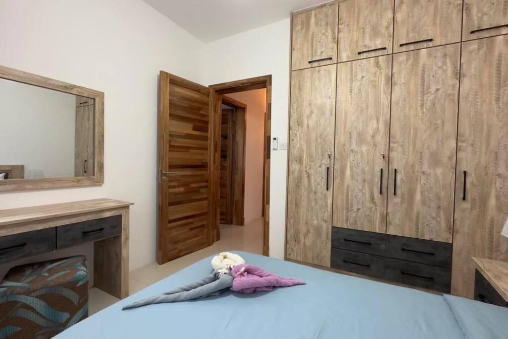 Seasand-Entire Luxury 3 Bd Condo - Close To Beach Flic en Flac Exterior foto