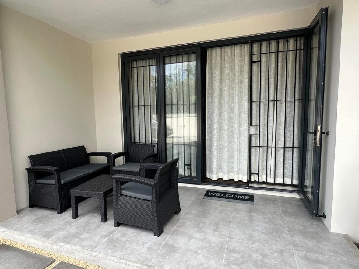 Seasand-Entire Luxury 3 Bd Condo - Close To Beach Flic en Flac Exterior foto