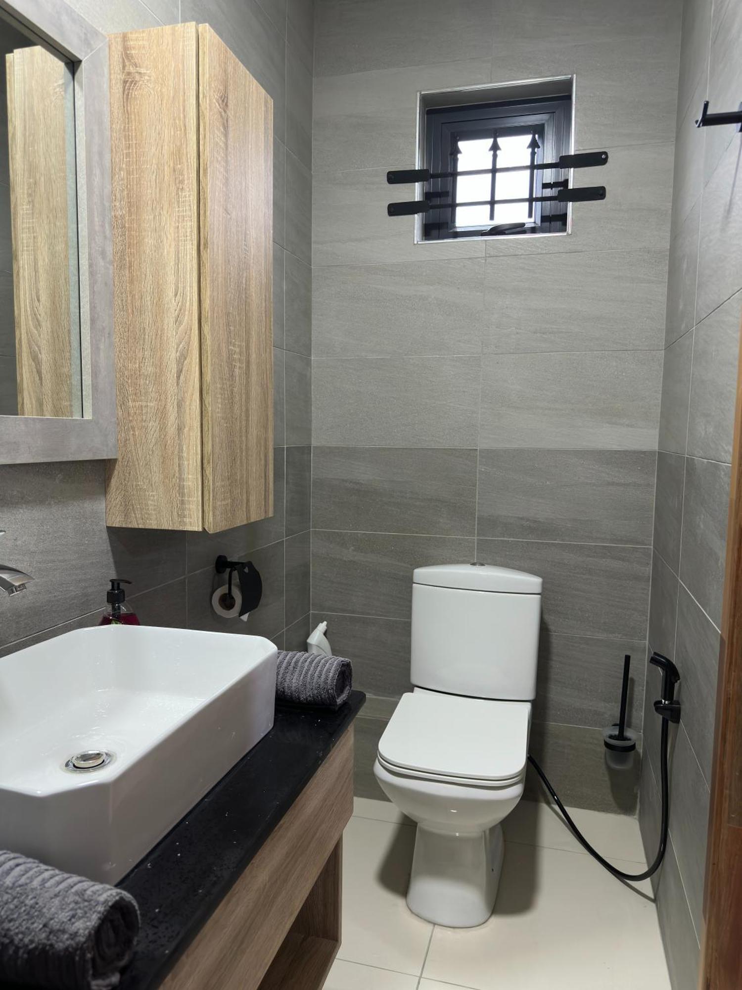 Seasand-Entire Luxury 3 Bd Condo - Close To Beach Flic en Flac Exterior foto
