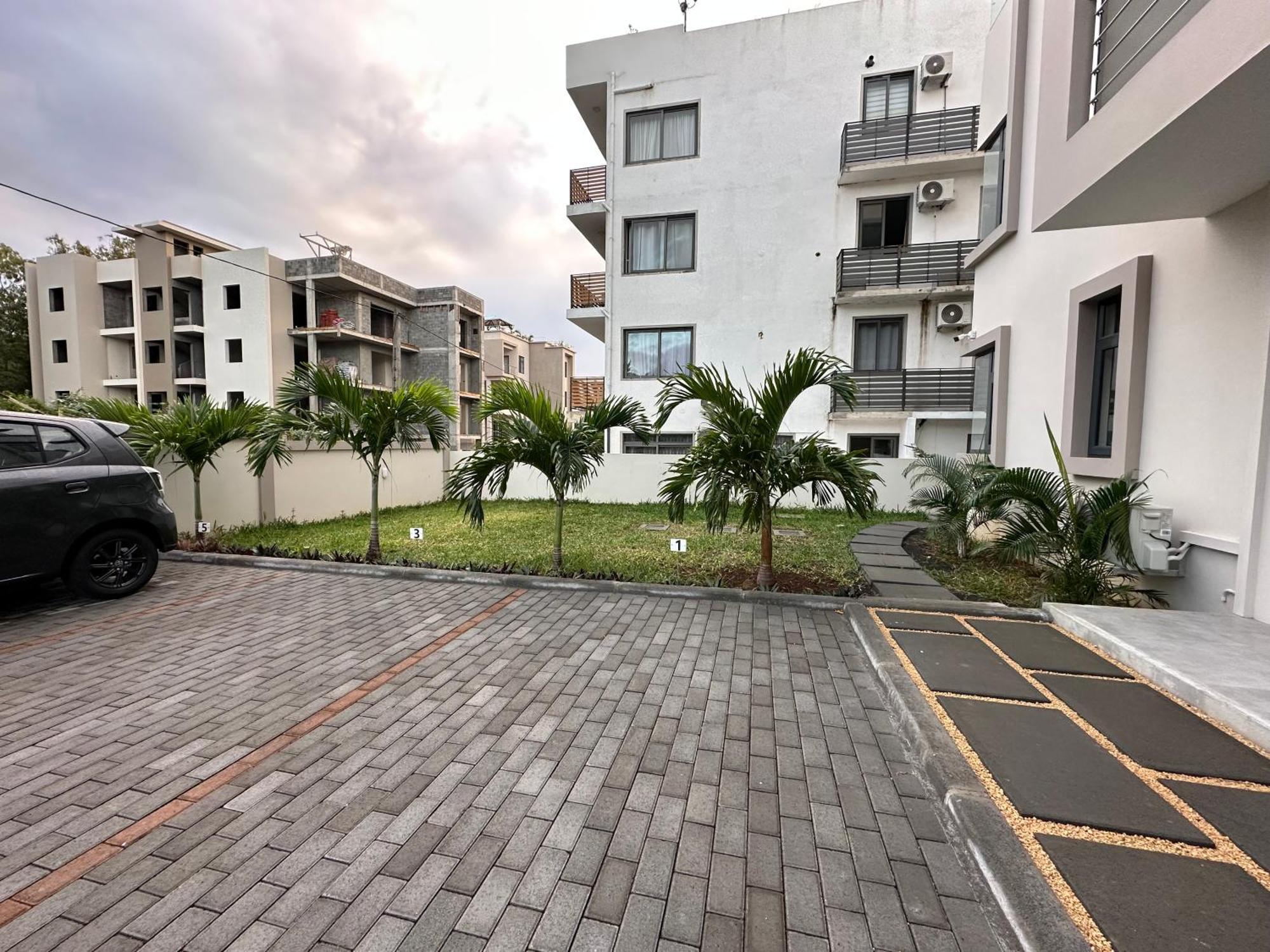 Seasand-Entire Luxury 3 Bd Condo - Close To Beach Flic en Flac Exterior foto